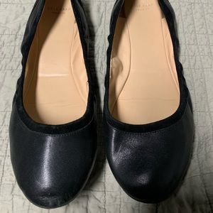 Cole Haan size 8 flats